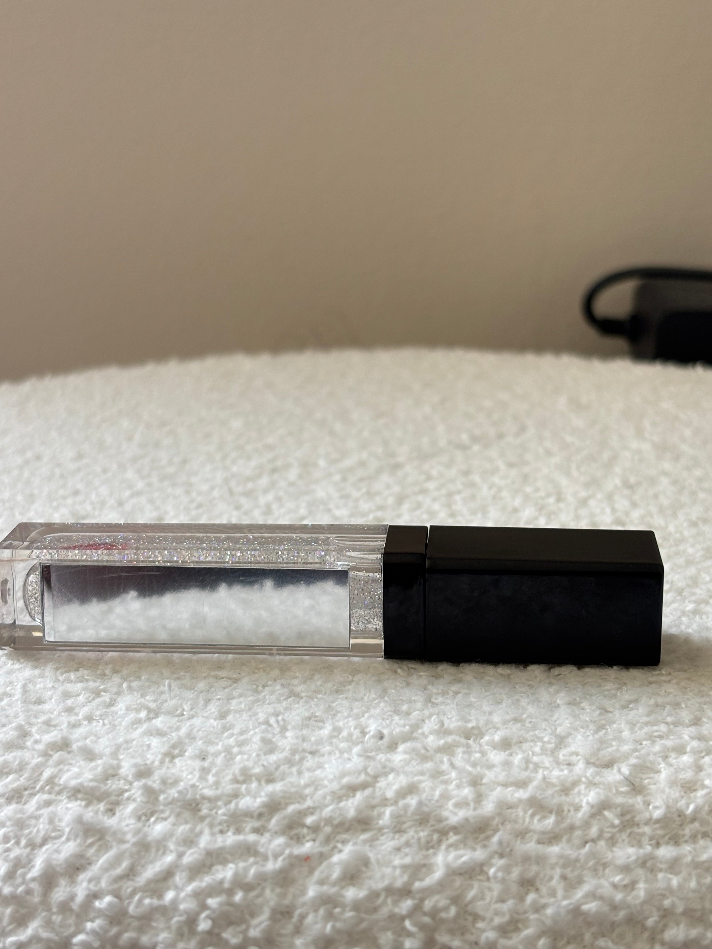 Magic LED light lip gloss